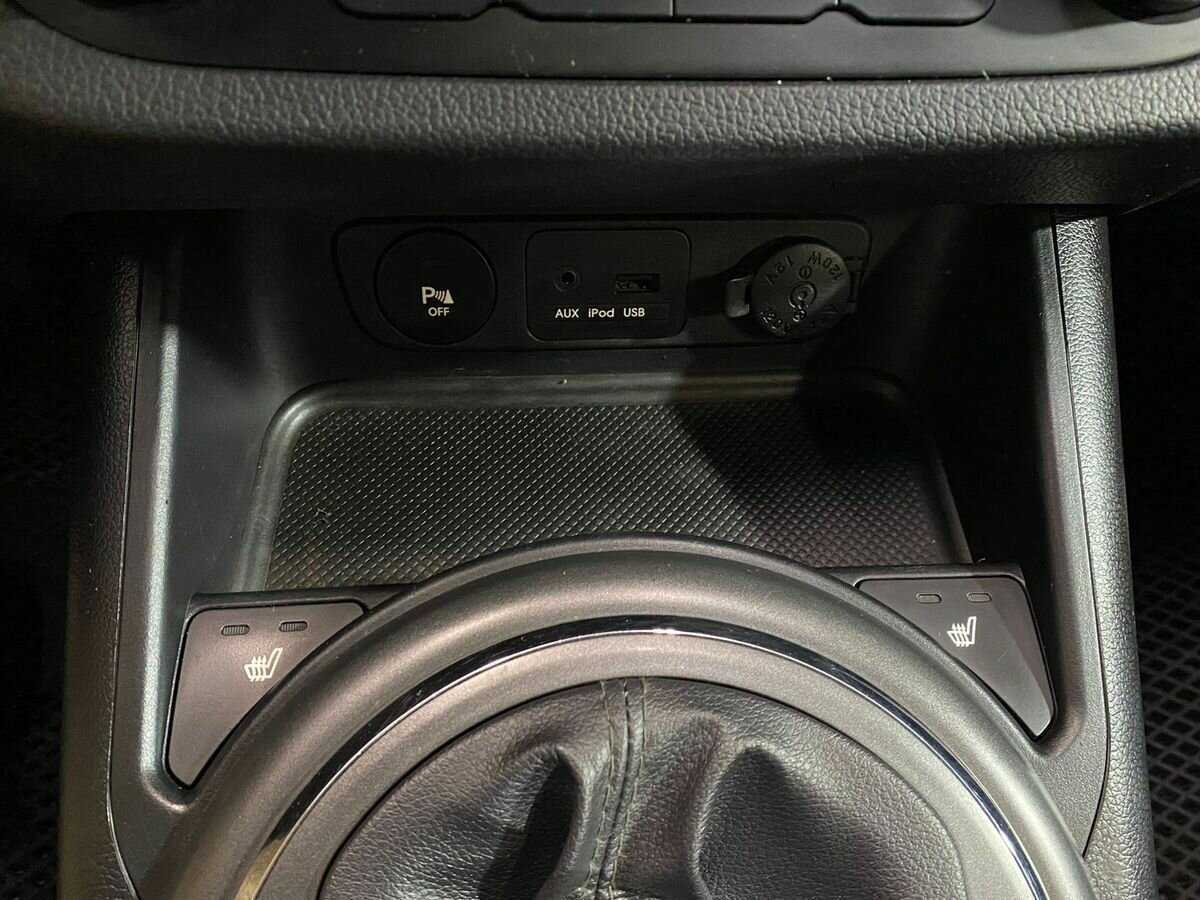 Kia Sportage с пробегом — 2012 год. Фото: #14