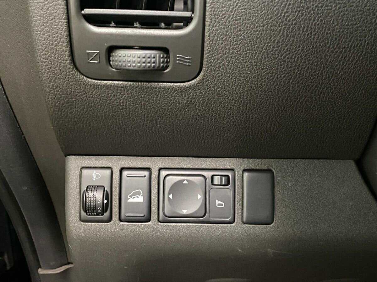 Nissan Pathfinder с пробегом — 2012 год. Фото: #16