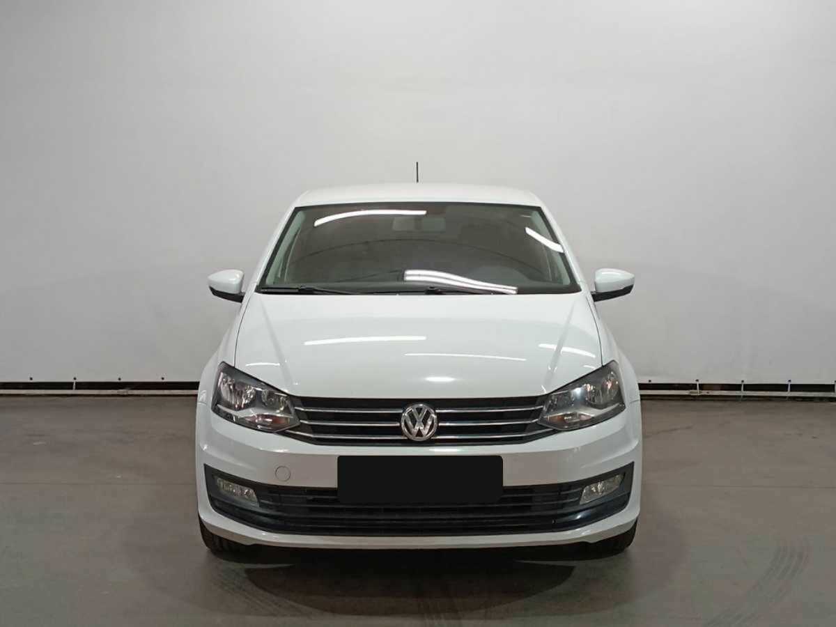 Volkswagen Polo с пробегом — 2016 год. Фото: #1