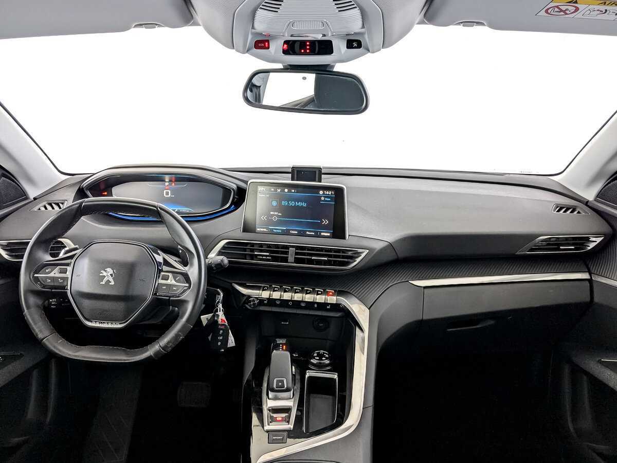 Peugeot 3008 с пробегом — 2017 год. Фото: #11