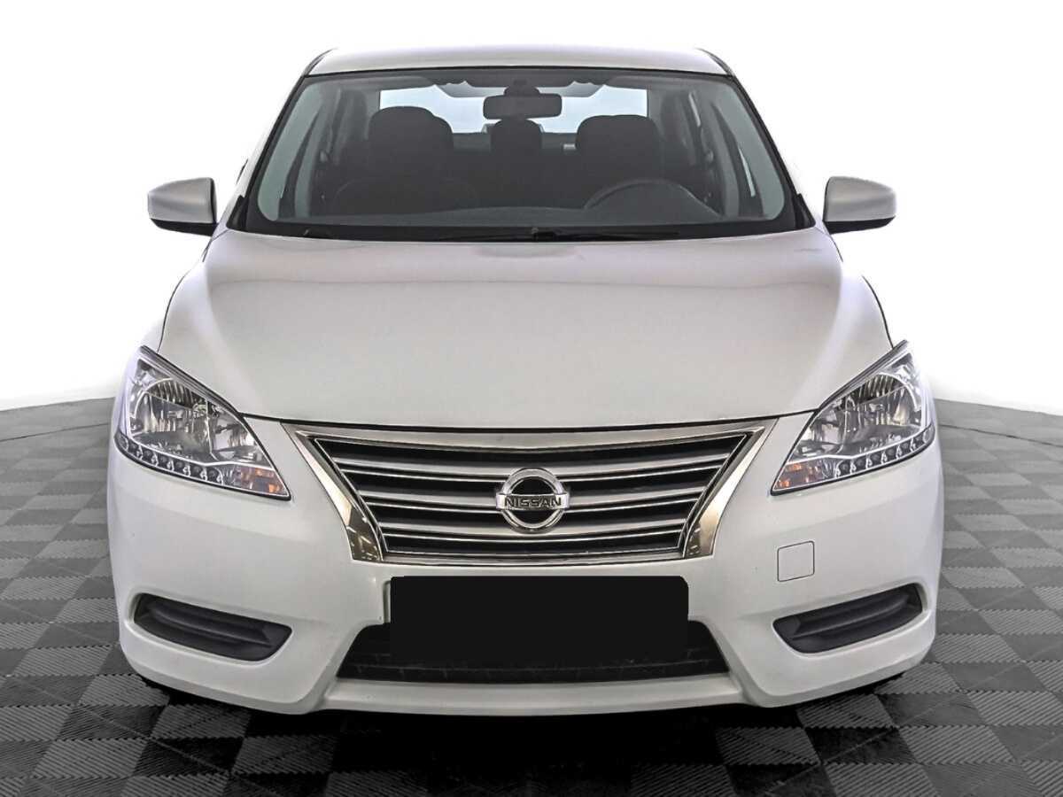 Nissan Sentra с пробегом — 2015 год. Фото: #1