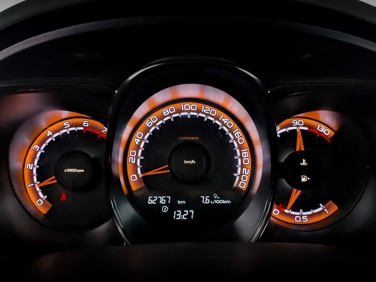 Lada (ВАЗ) Vesta с пробегом — 2019 год. Фото: #10