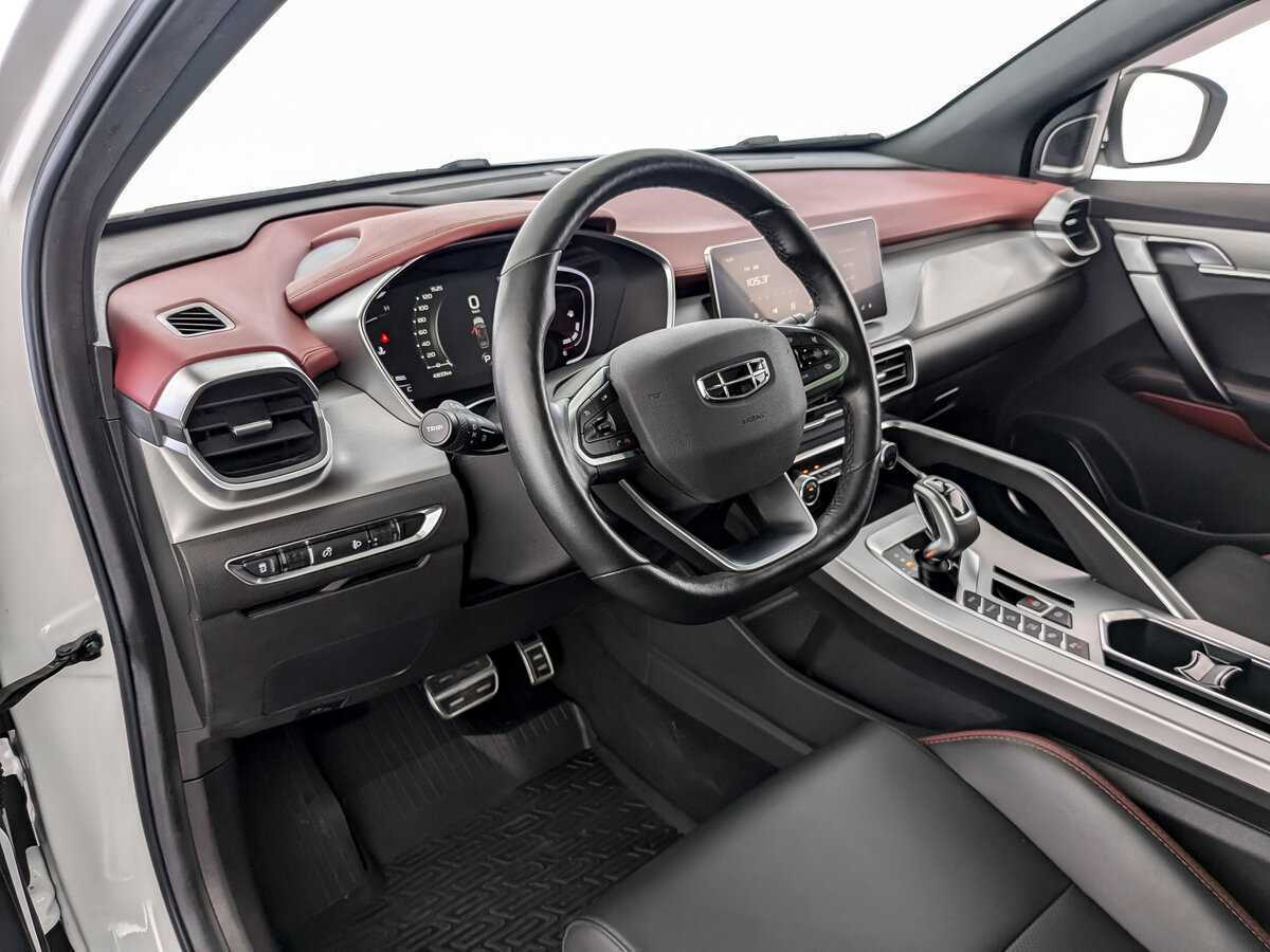 Geely Coolray с пробегом — 2021 год. Фото: #13