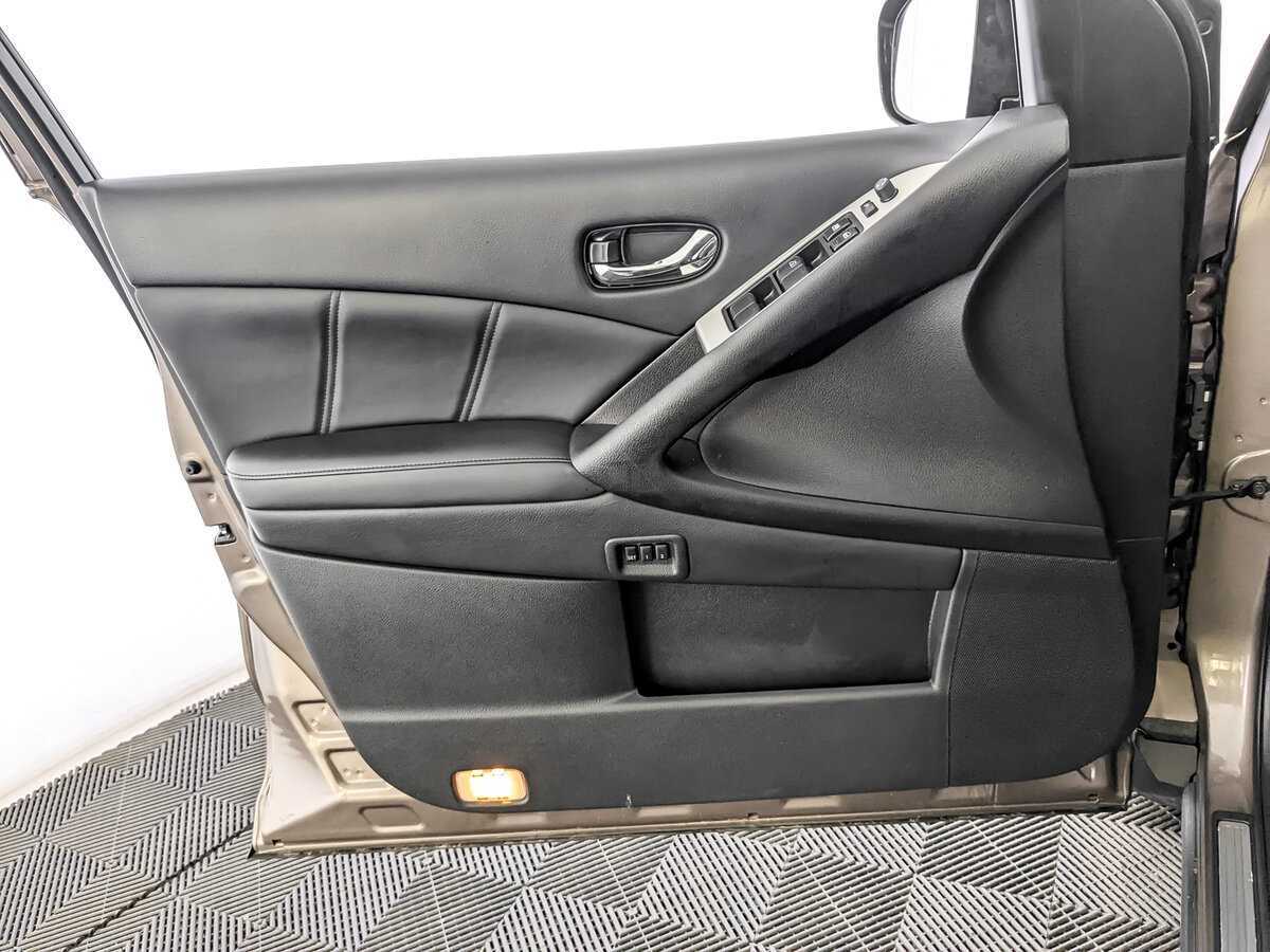 Nissan Murano с пробегом — 2015 год. Фото: #13