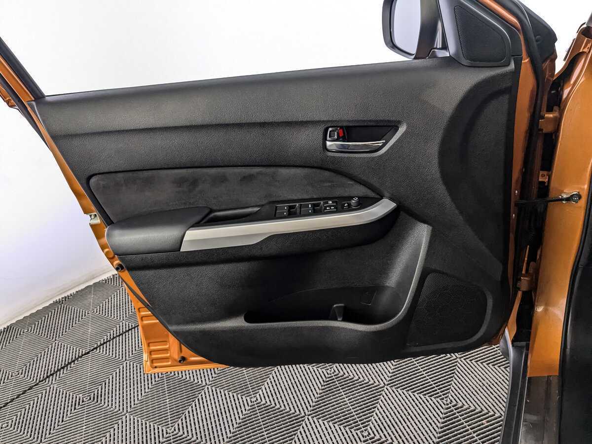 Suzuki Vitara с пробегом — 2016 год. Фото: #14