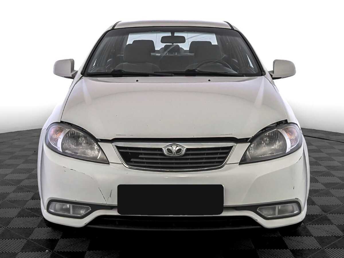 Daewoo Gentra с пробегом — 2014 год. Фото: #1