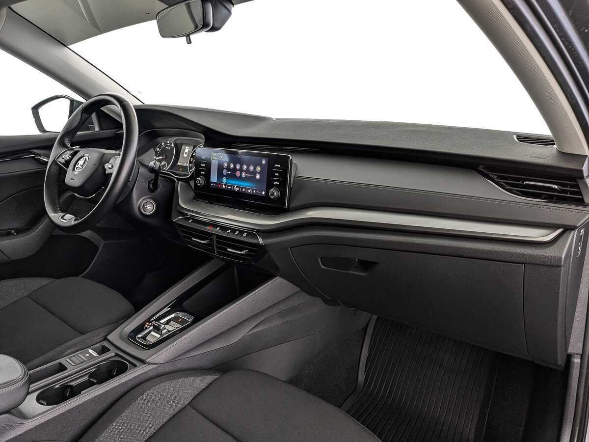Skoda Octavia с пробегом — 2021 год. Фото: #8