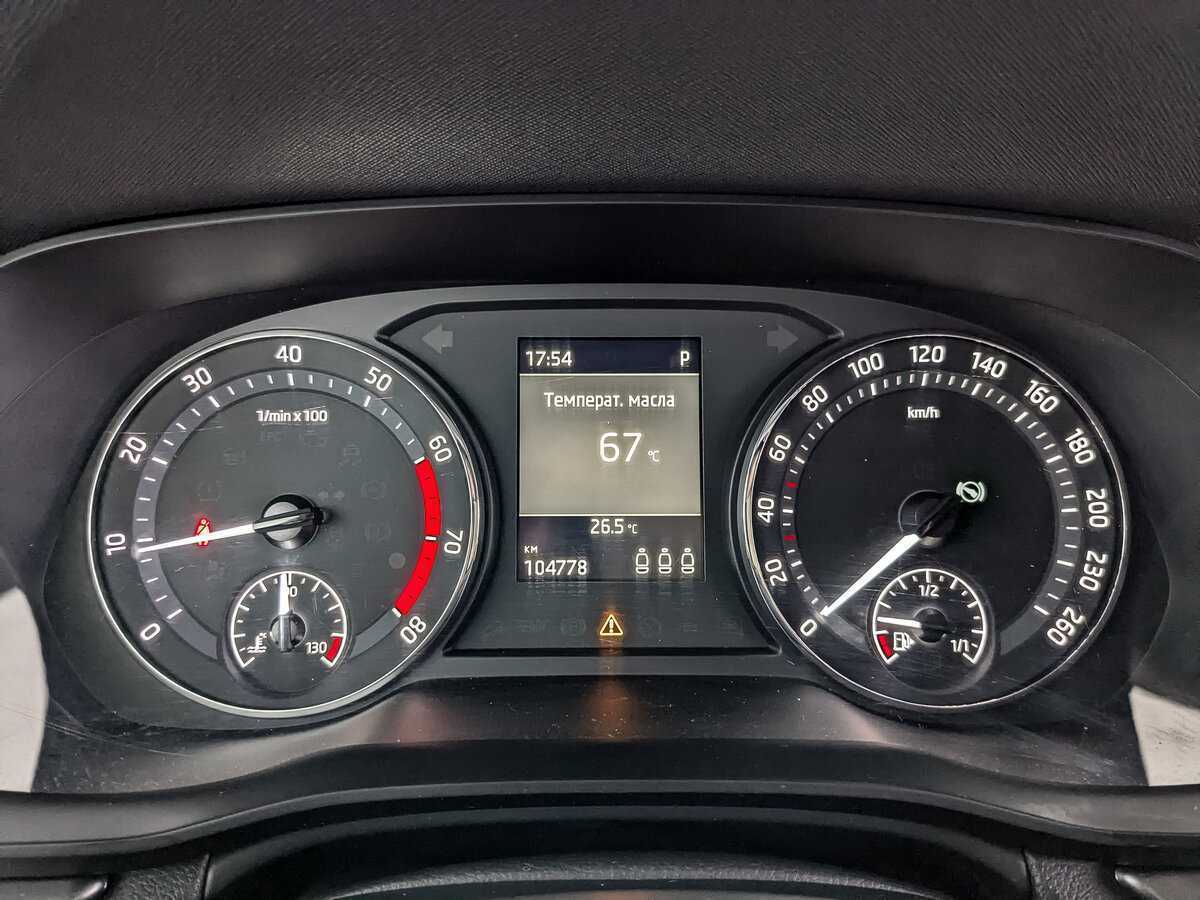 Skoda Octavia с пробегом — 2021 год. Фото: #11