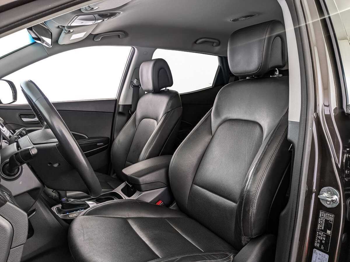 Hyundai Santa Fe с пробегом — 2017 год. Фото: #15