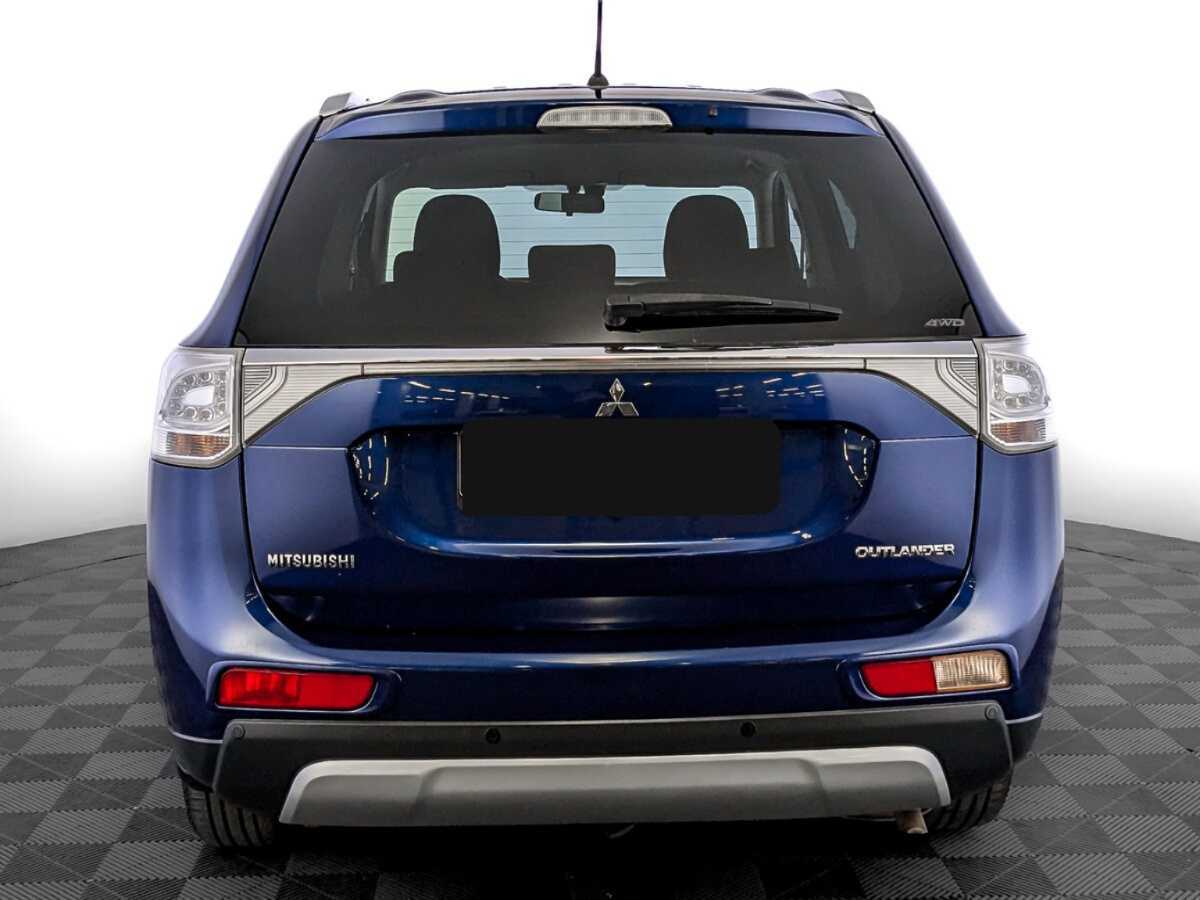 Mitsubishi Outlander с пробегом — 2014 год. Фото: #5