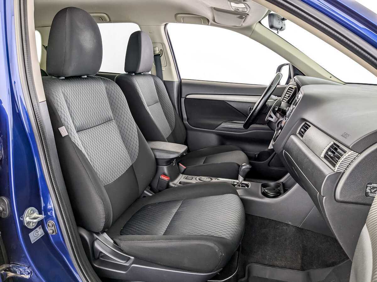Mitsubishi Outlander с пробегом — 2014 год. Фото: #18