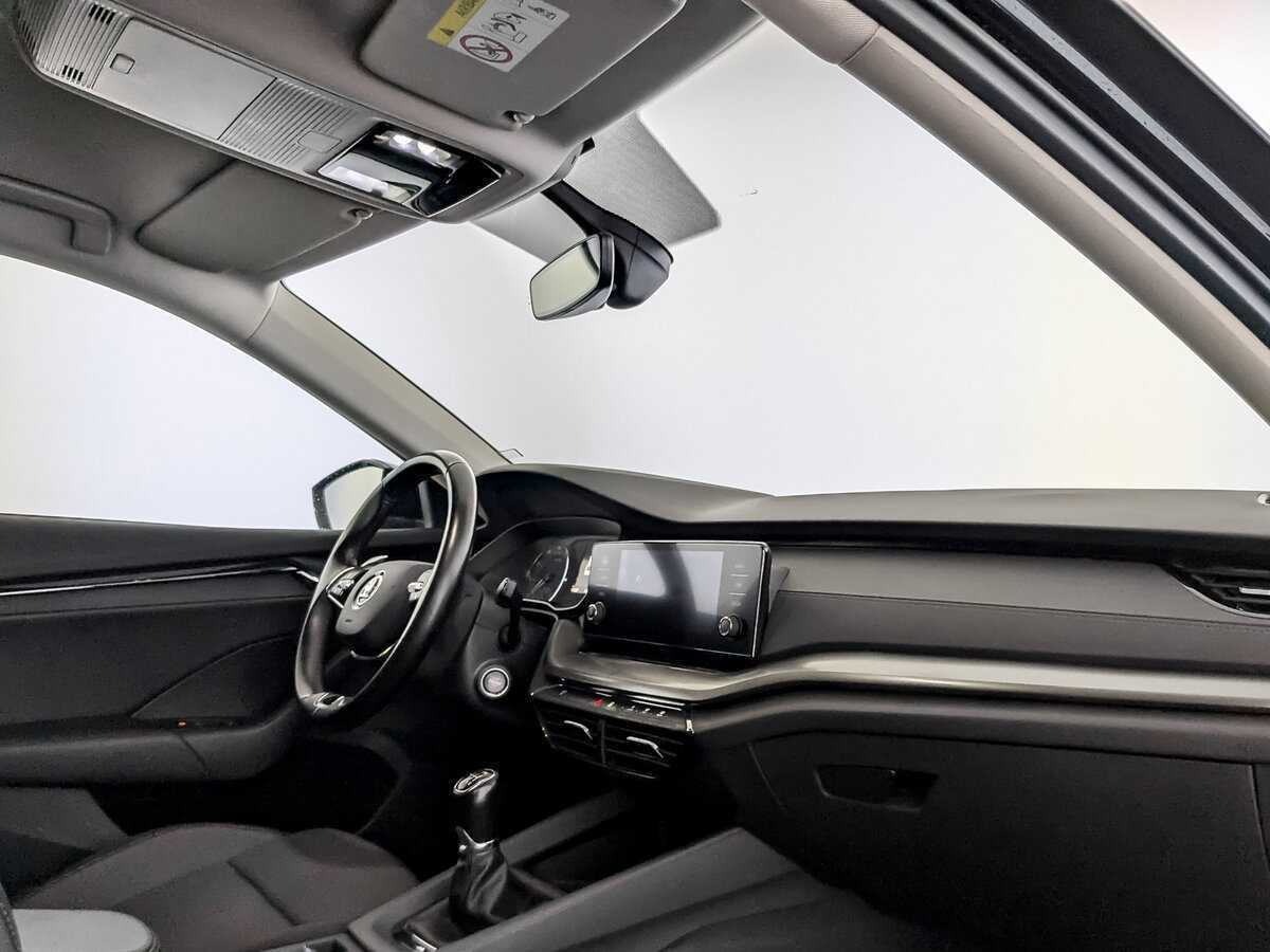 Skoda Octavia с пробегом — 2021 год. Фото: #8