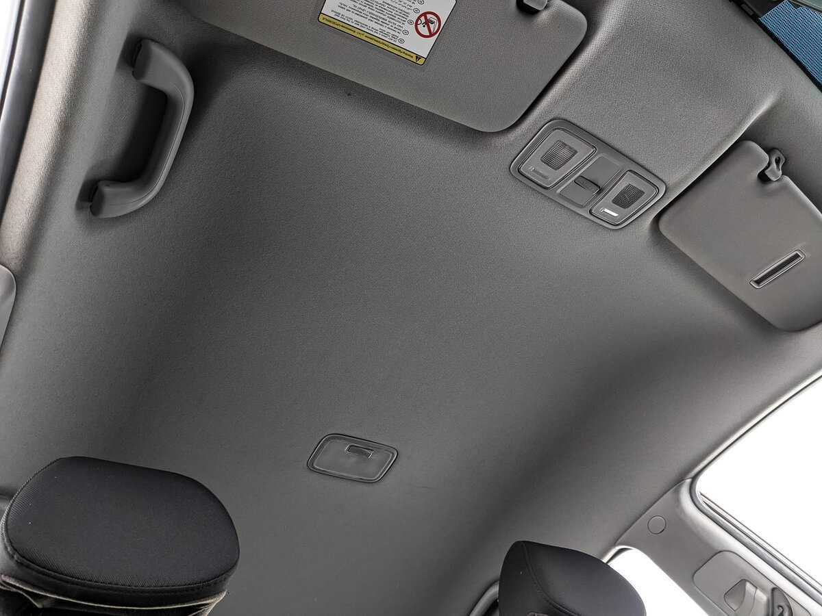 Hyundai Solaris с пробегом — 2013 год. Фото: #18