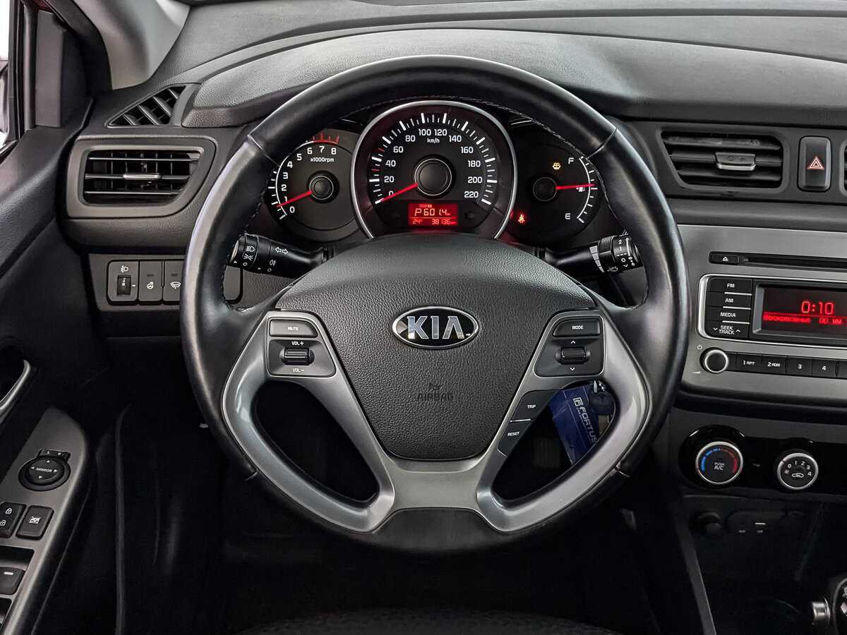 Kia Rio с пробегом — 2016 год. Фото: #16