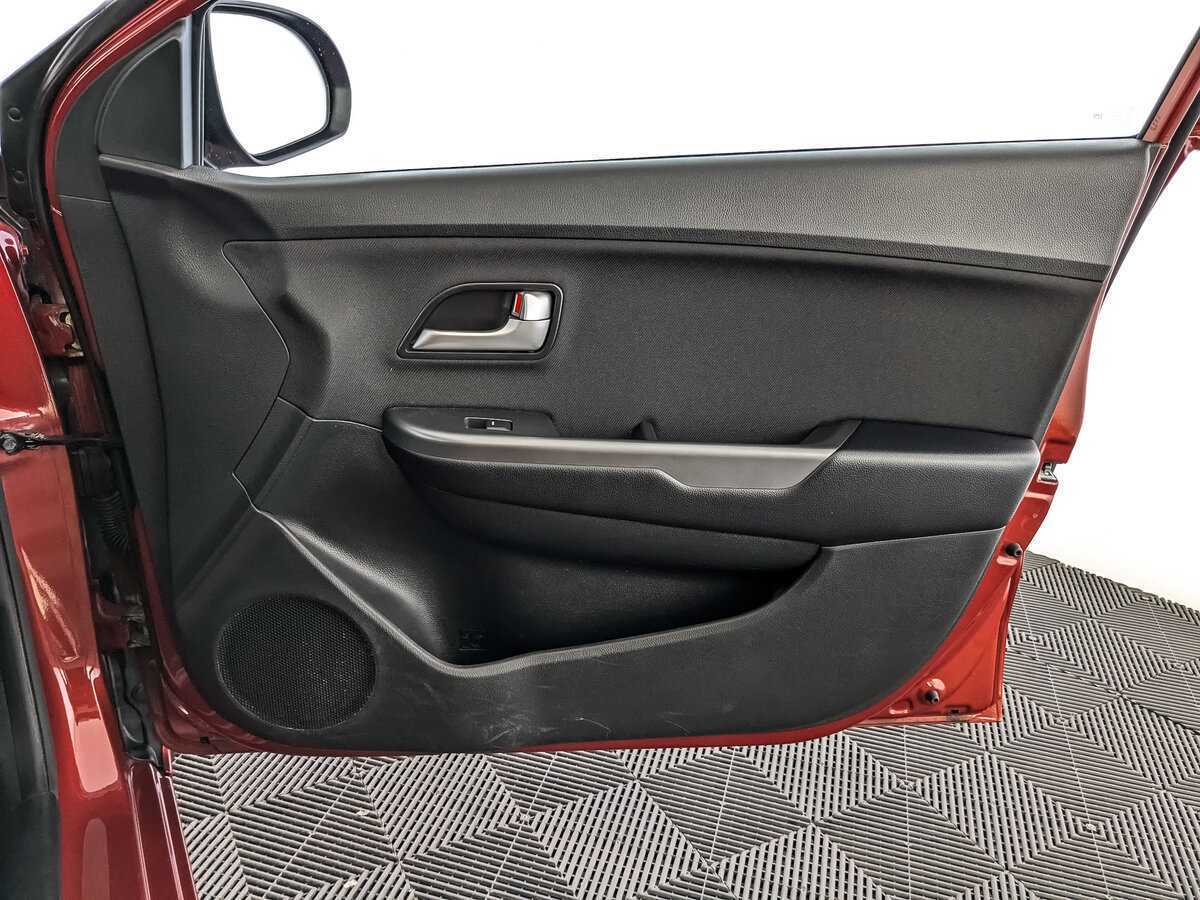 Kia Rio с пробегом — 2016 год. Фото: #19