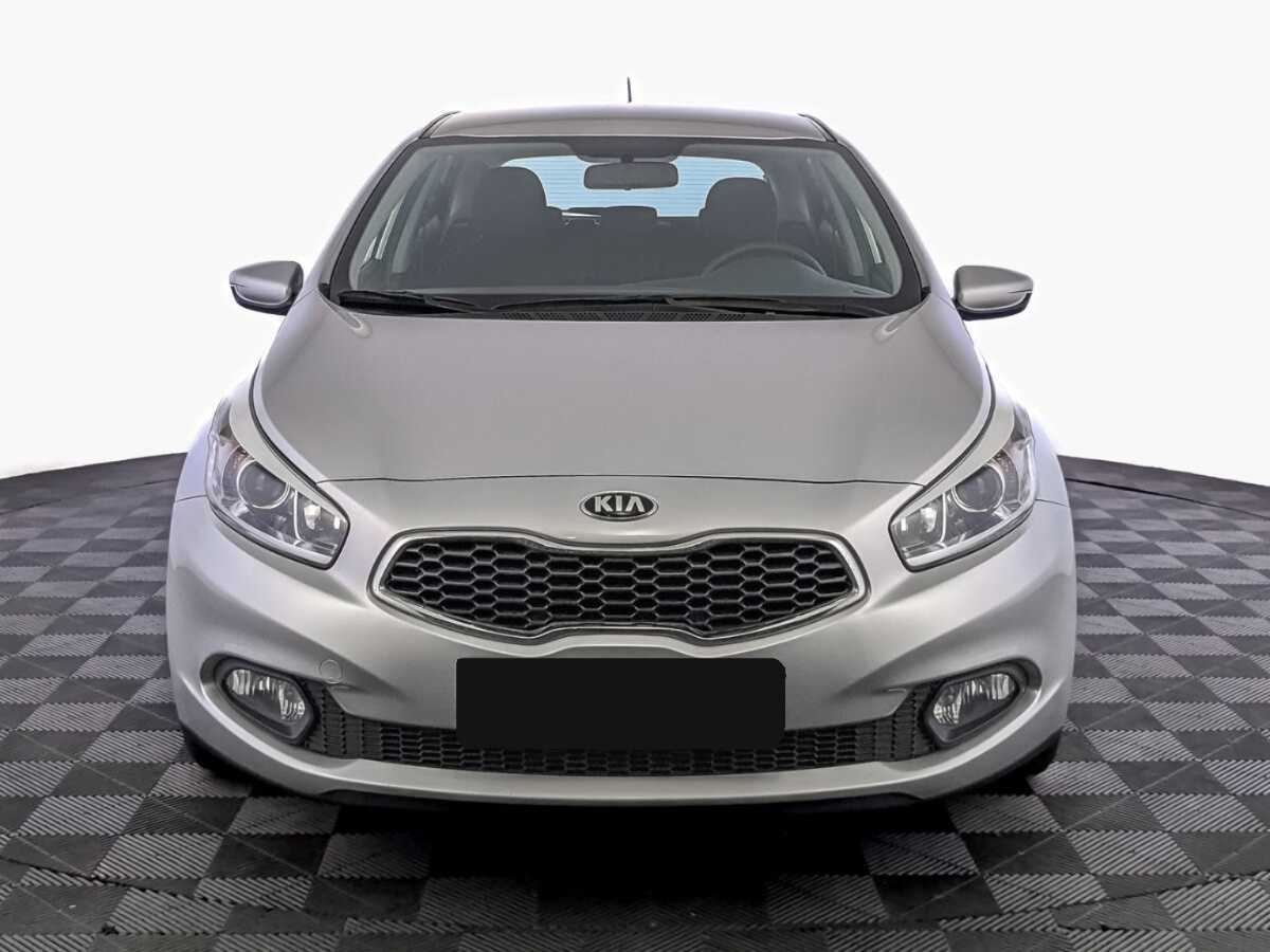 Kia Ceed с пробегом — 2015 год. Фото: #1