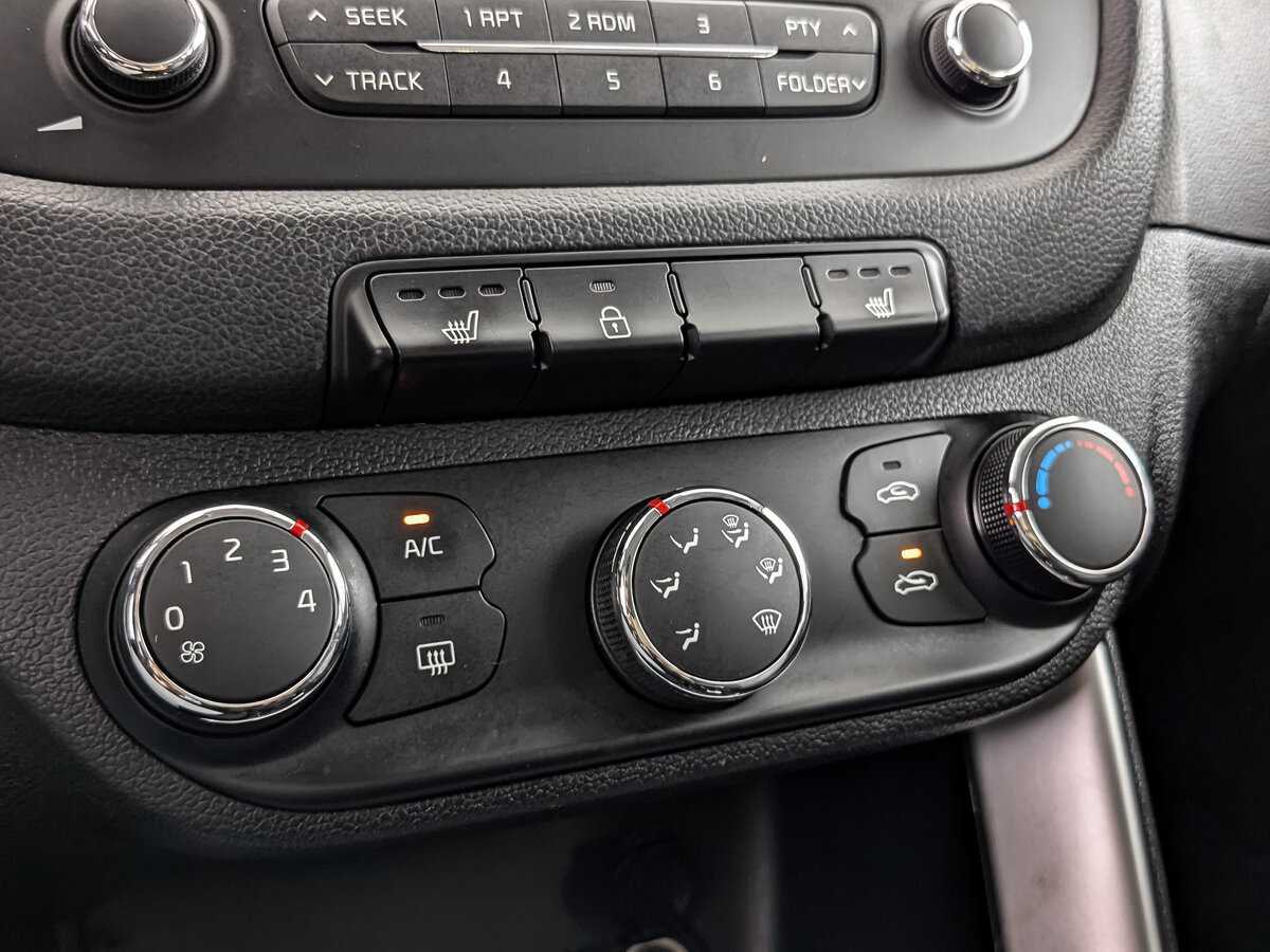 Kia Ceed с пробегом — 2015 год. Фото: #21