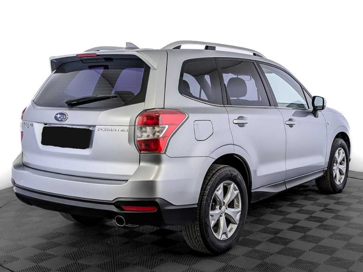 Subaru Forester с пробегом — 2015 год. Фото: #4