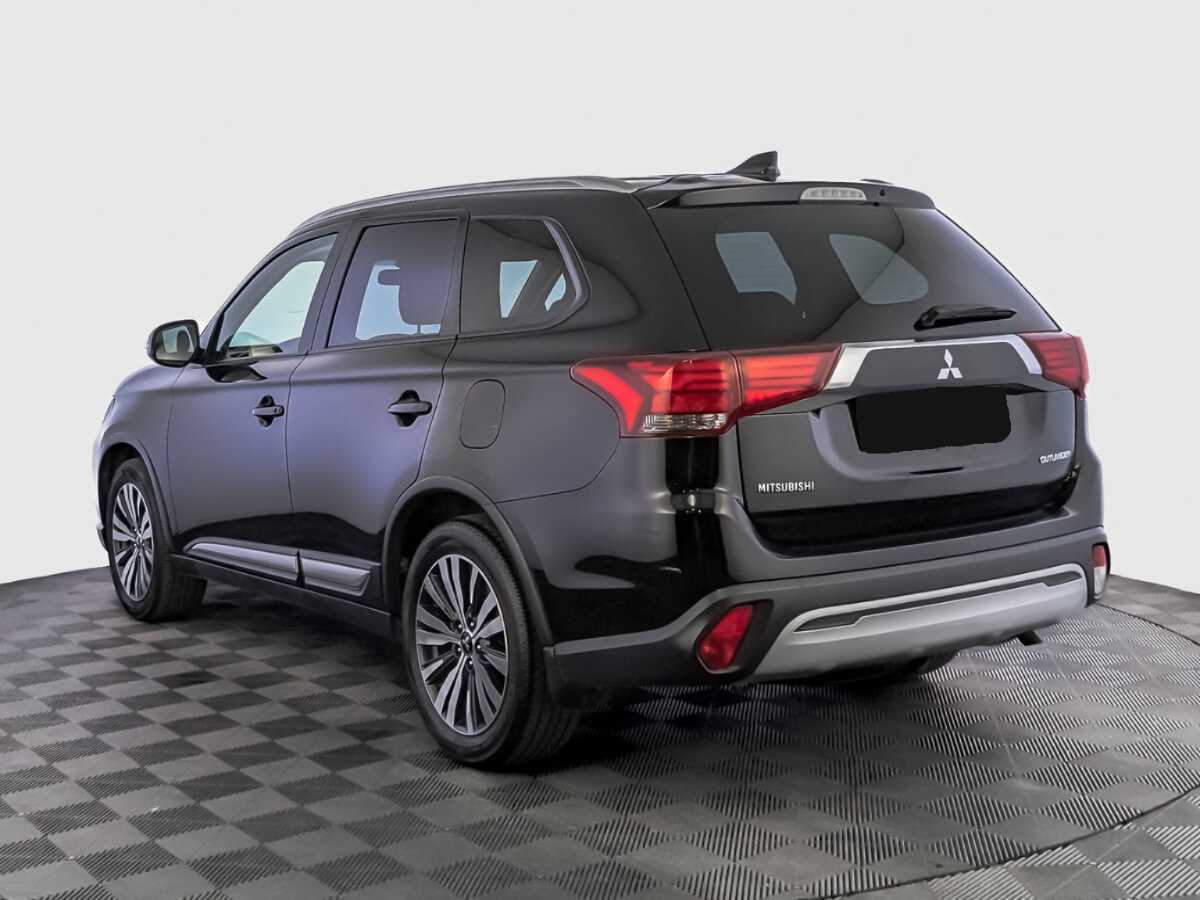 Mitsubishi Outlander с пробегом — 2019 год. Фото: #6