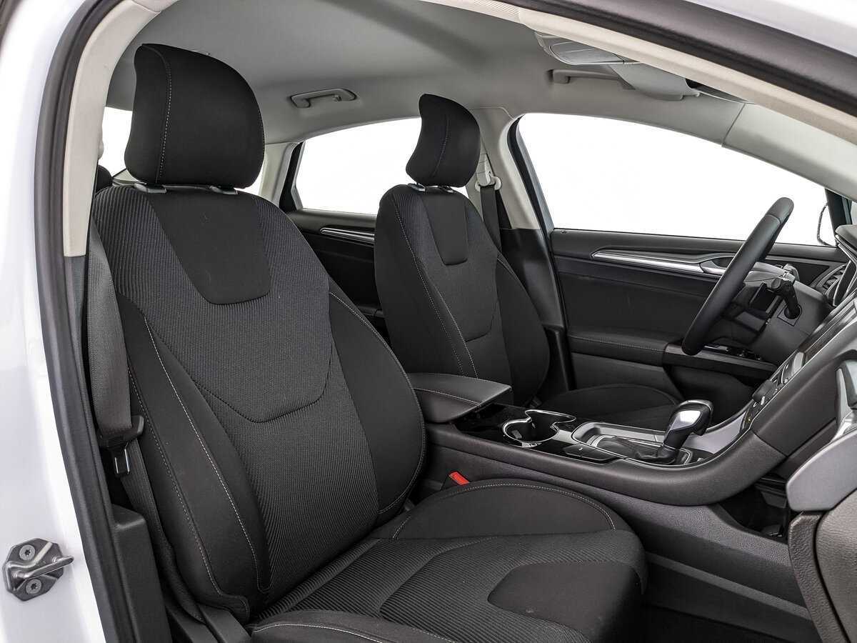 Ford Mondeo с пробегом — 2016 год. Фото: #17