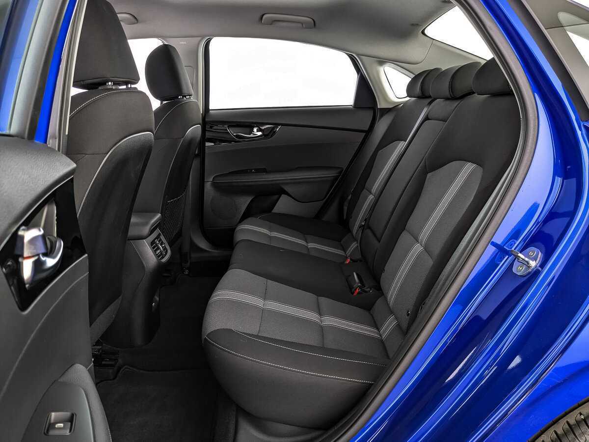 Kia Cerato с пробегом — 2021 год. Фото: #13