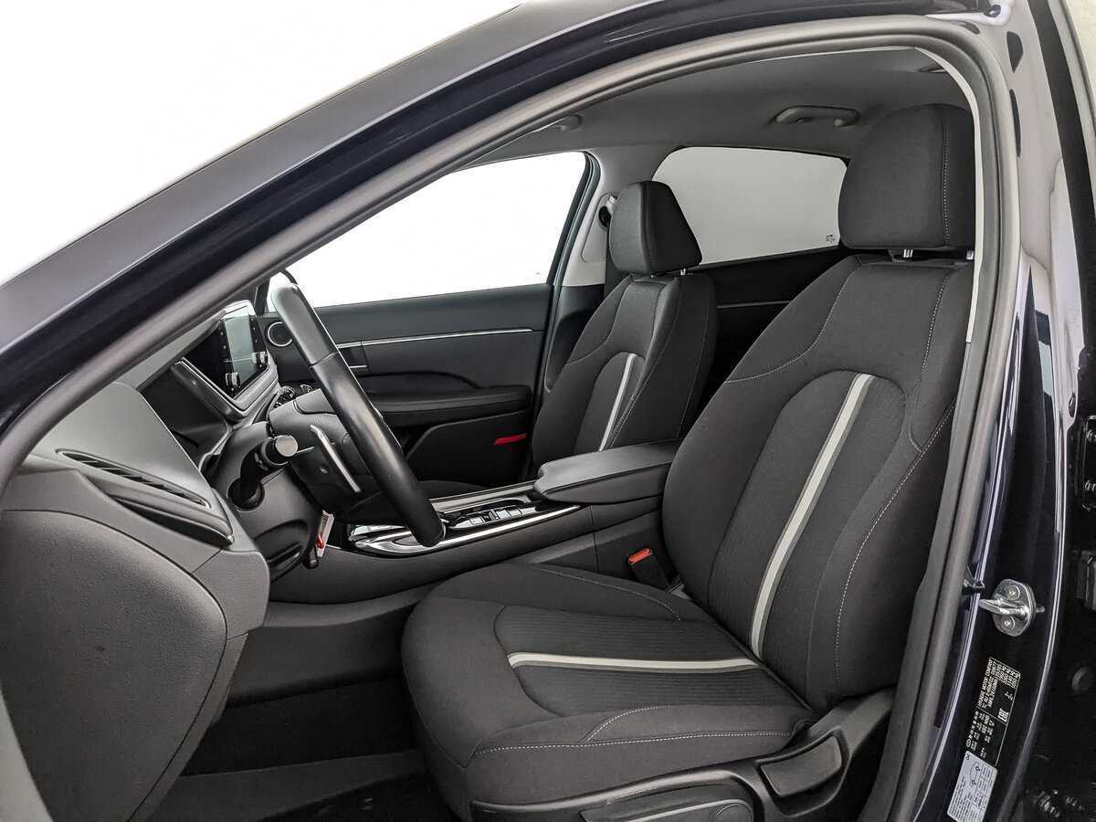 Hyundai Sonata с пробегом — 2021 год. Фото: #15