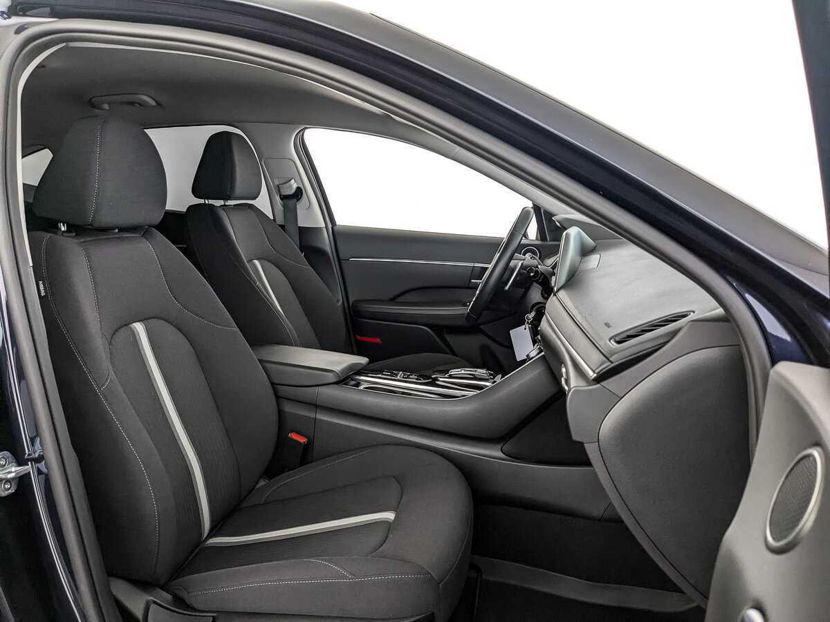 Hyundai Sonata с пробегом — 2021 год. Фото: #19