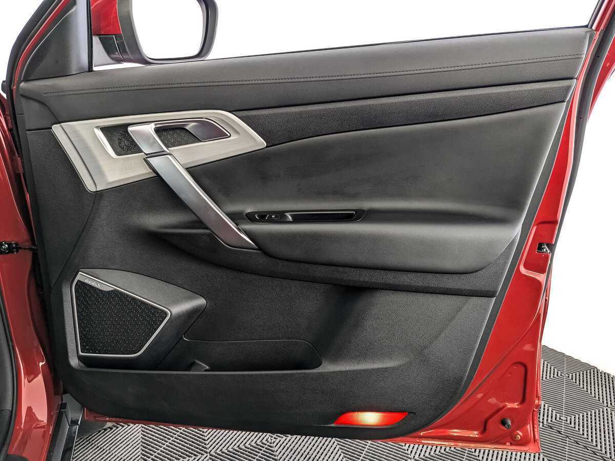 Geely Atlas с пробегом — 2019 год. Фото: #20