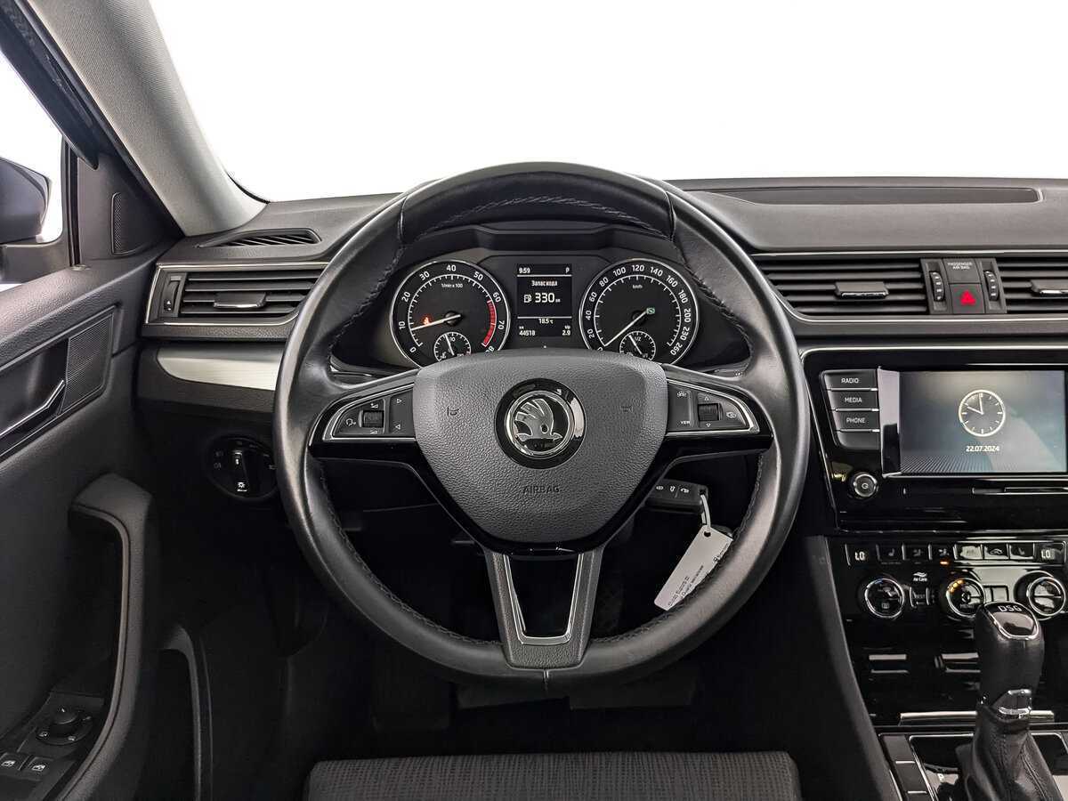Skoda Superb с пробегом — 2019 год. Фото: #17