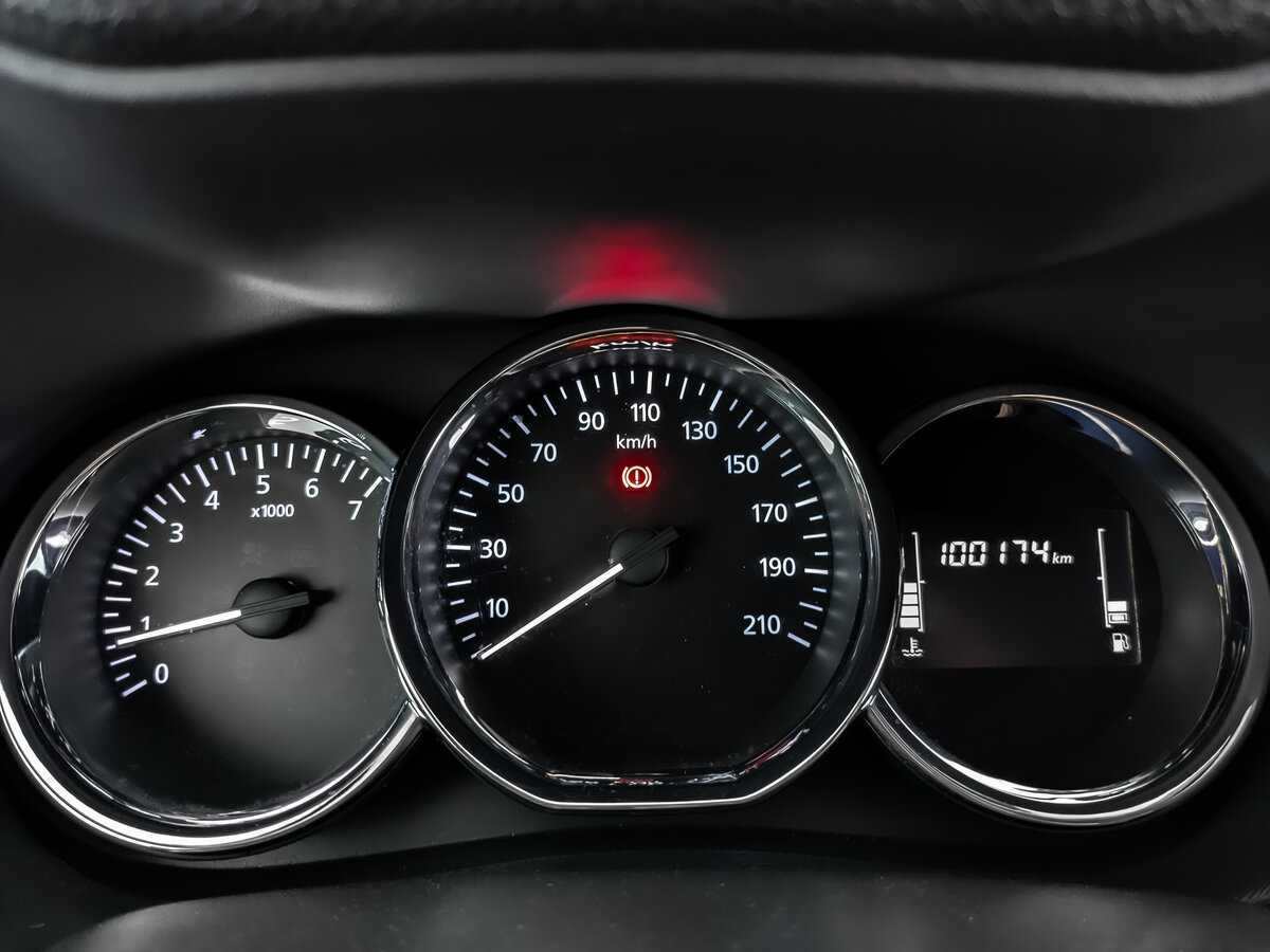 Nissan Terrano с пробегом — 2020 год. Фото: #10