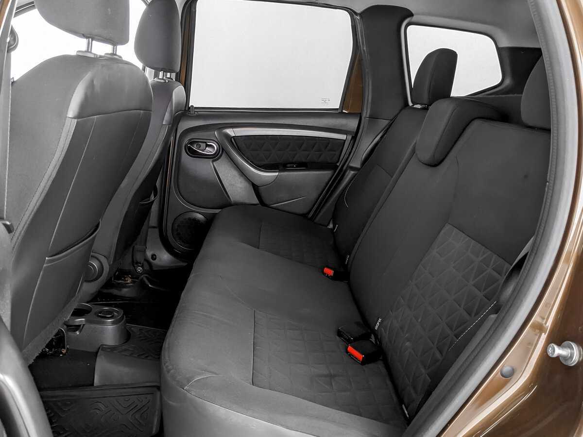 Renault Duster с пробегом — 2016 год. Фото: #9