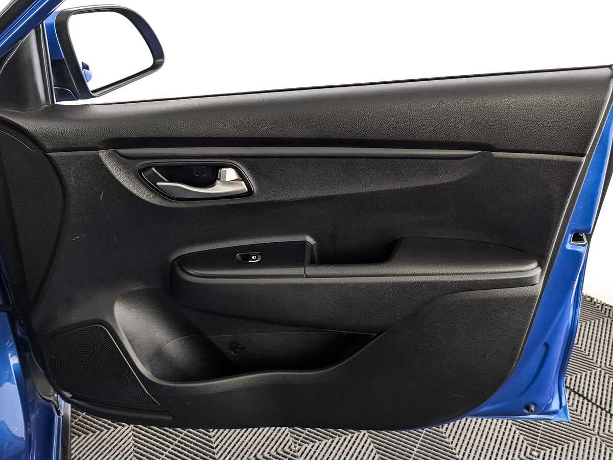 Kia Rio с пробегом — 2019 год. Фото: #20