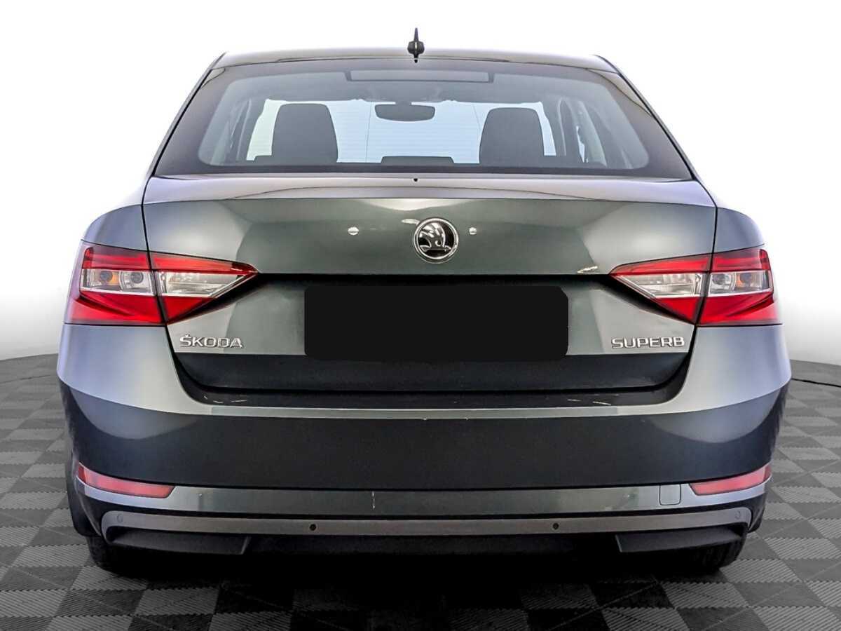Skoda Superb с пробегом — 2019 год. Фото: #5