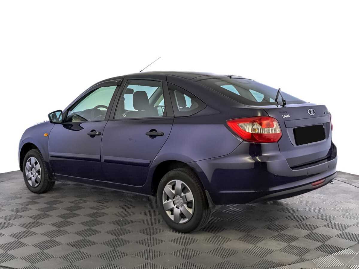 Lada (ВАЗ) Granta с пробегом — 2017 год. Фото: #6
