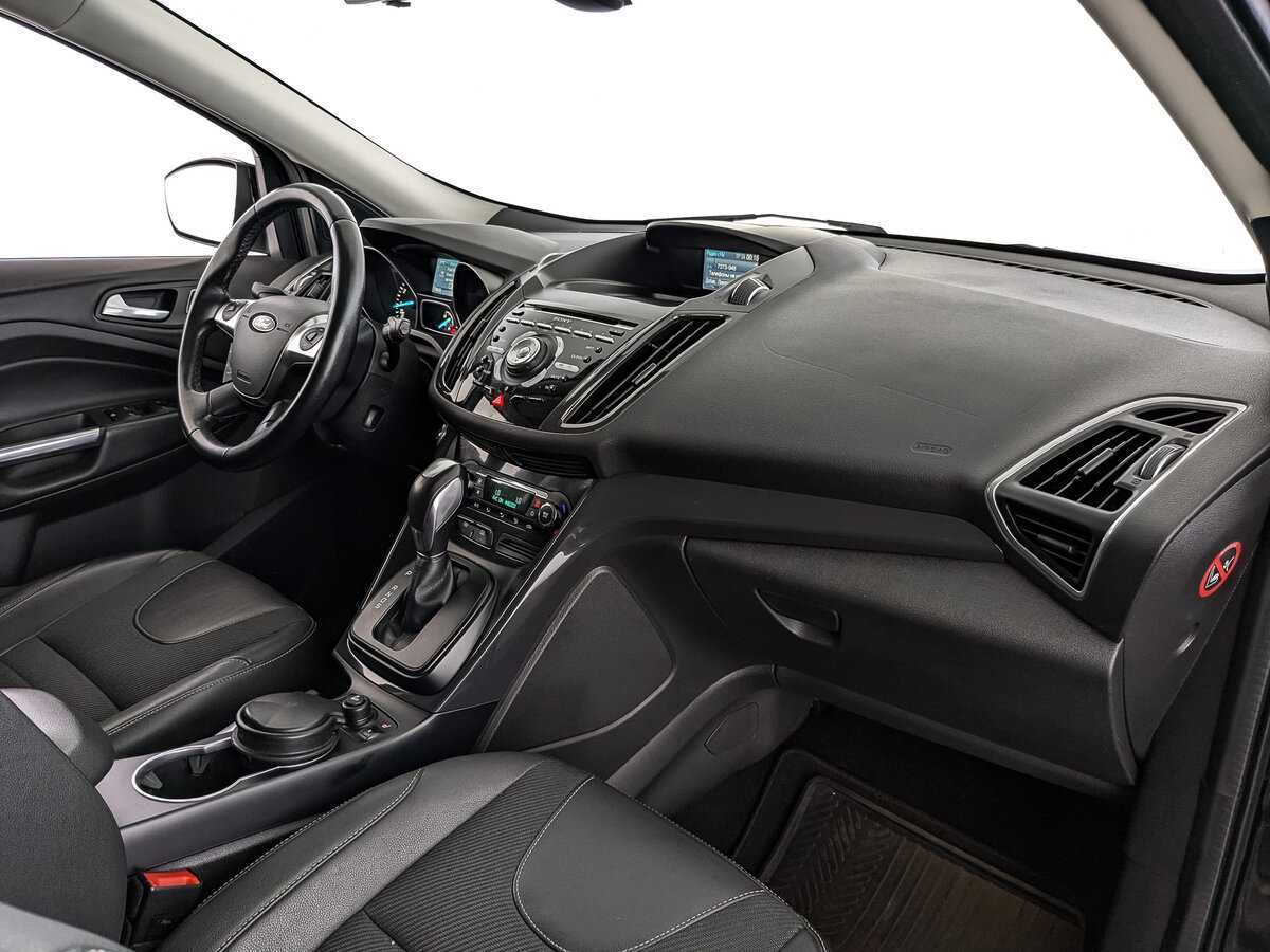 Ford Kuga с пробегом — 2014 год. Фото: #8