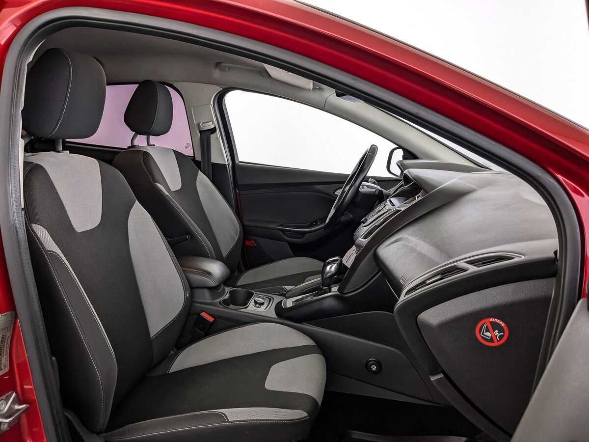 Ford Focus с пробегом — 2012 год. Фото: #18