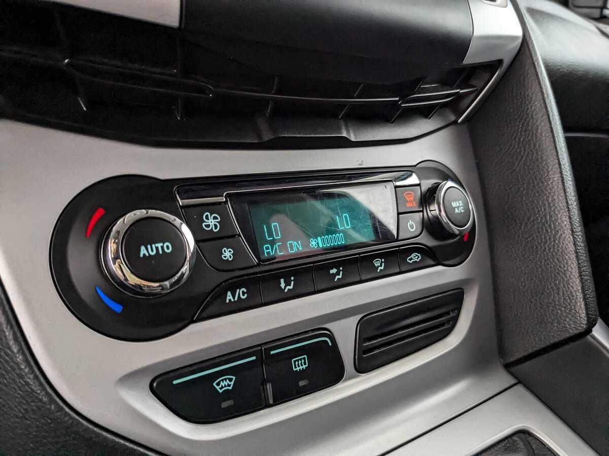 Ford Focus с пробегом — 2012 год. Фото: #20