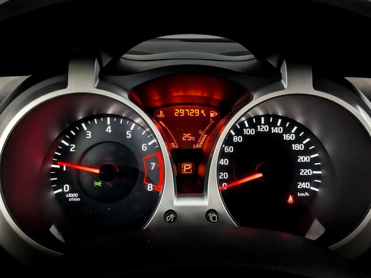 Nissan Juke с пробегом — 2012 год. Фото: #10