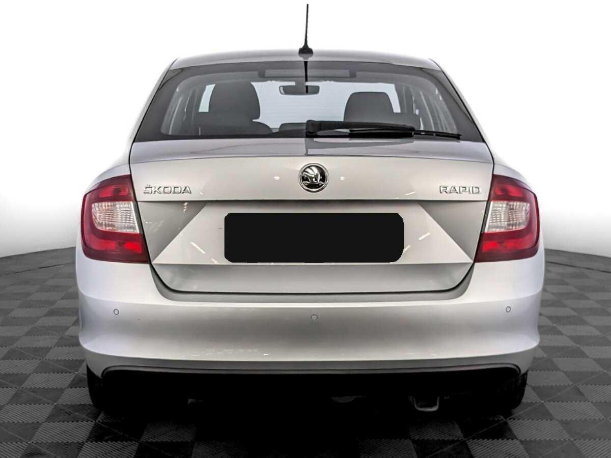 Skoda Rapid с пробегом — 2018 год. Фото: #5