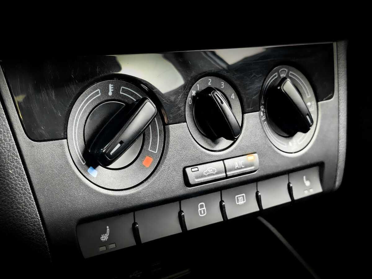 Volkswagen Polo с пробегом — 2020 год. Фото: #20