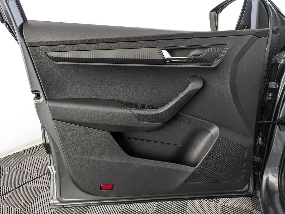 Skoda Karoq с пробегом — 2021 год. Фото: #13