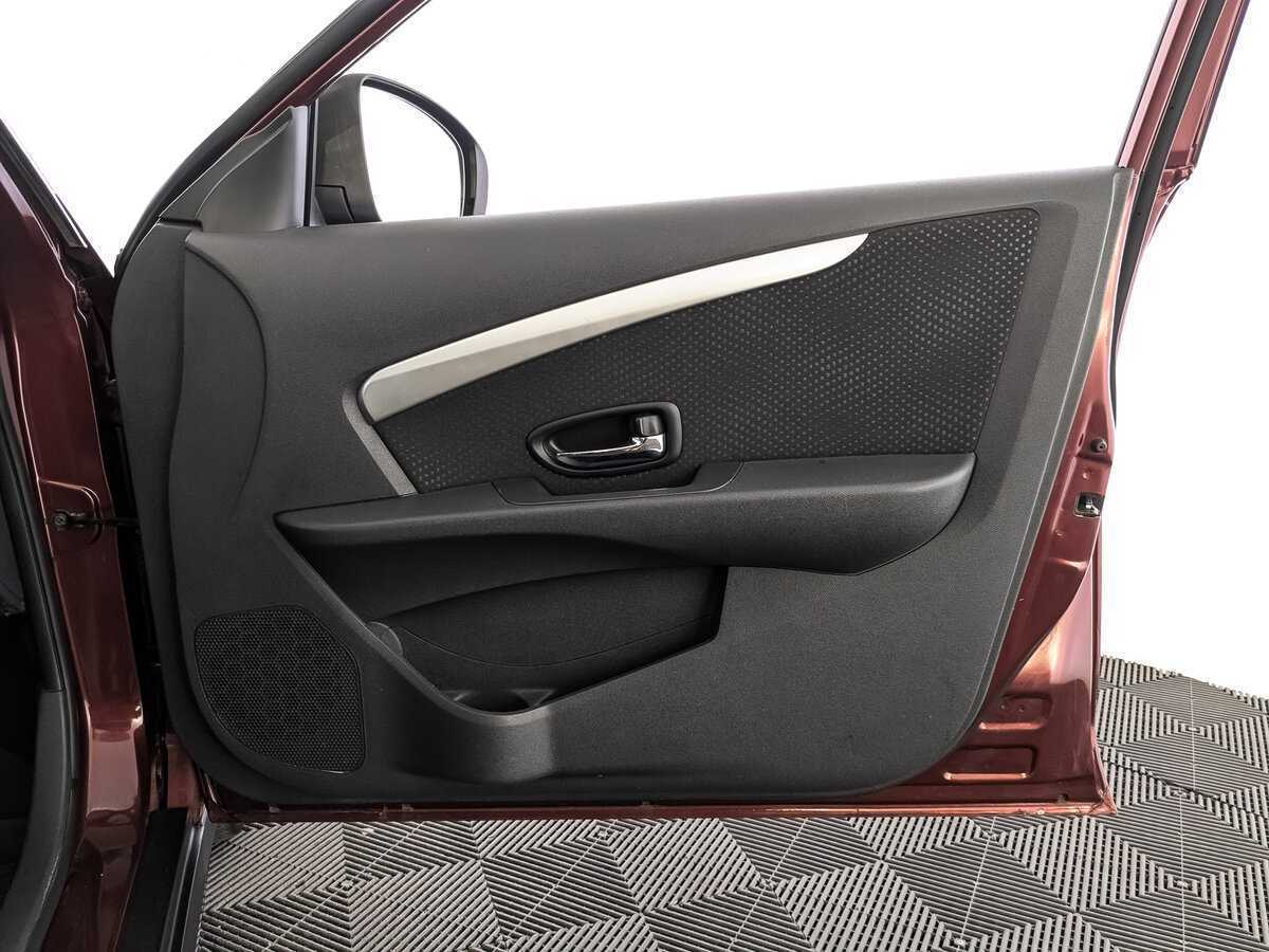 Nissan Almera с пробегом — 2016 год. Фото: #20