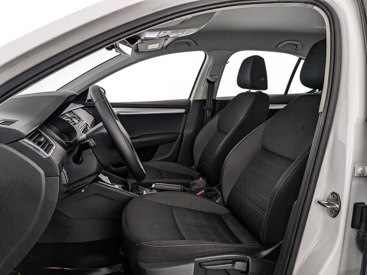 Skoda Octavia с пробегом — 2017 год. Фото: #14