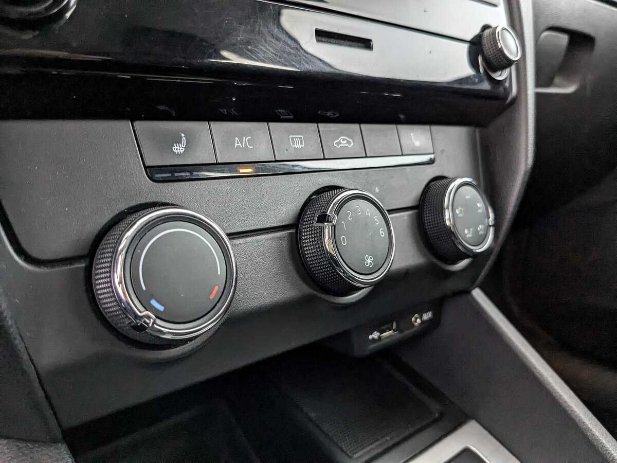 Skoda Octavia с пробегом — 2017 год. Фото: #15