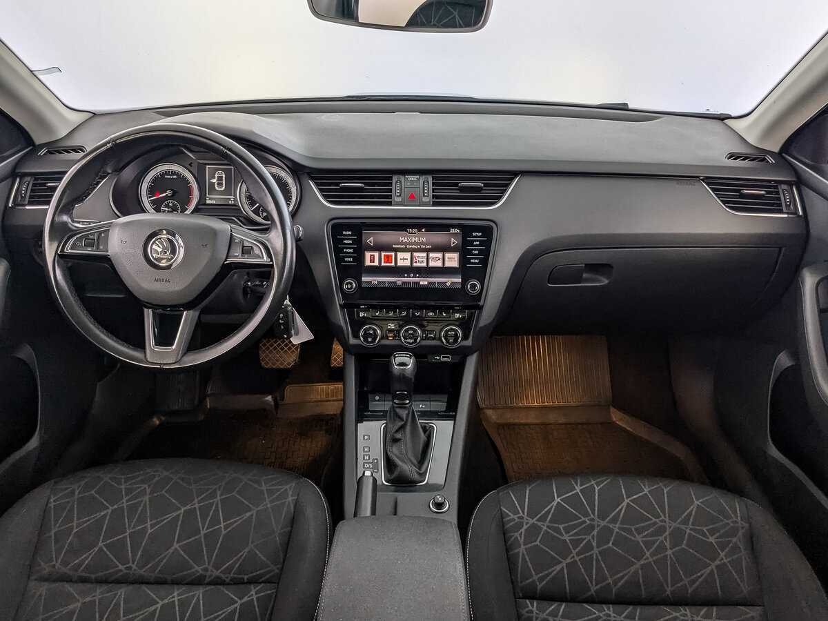 Skoda Octavia с пробегом — 2020 год. Фото: #9