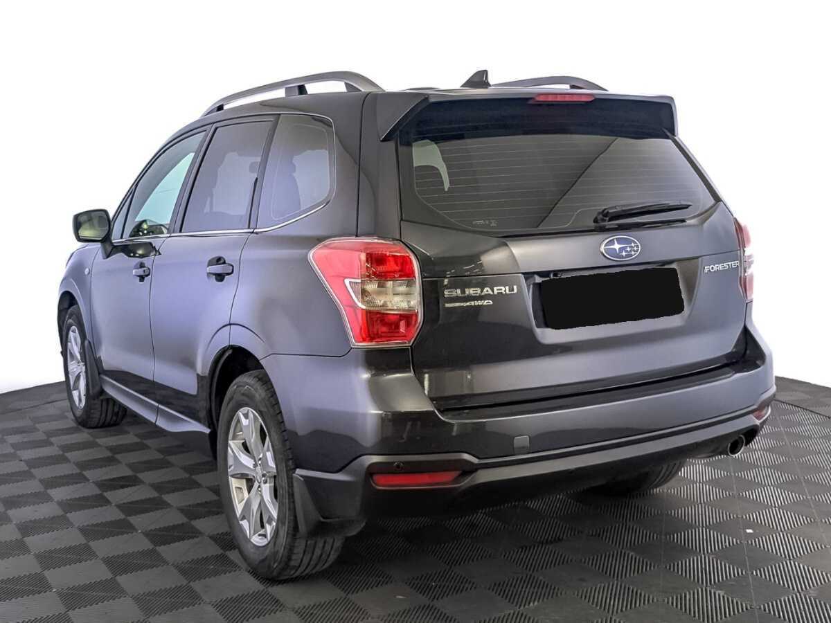 Subaru Forester с пробегом — 2015 год. Фото: #6