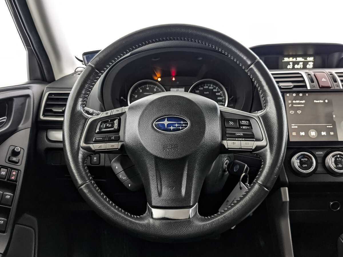 Subaru Forester с пробегом — 2015 год. Фото: #16