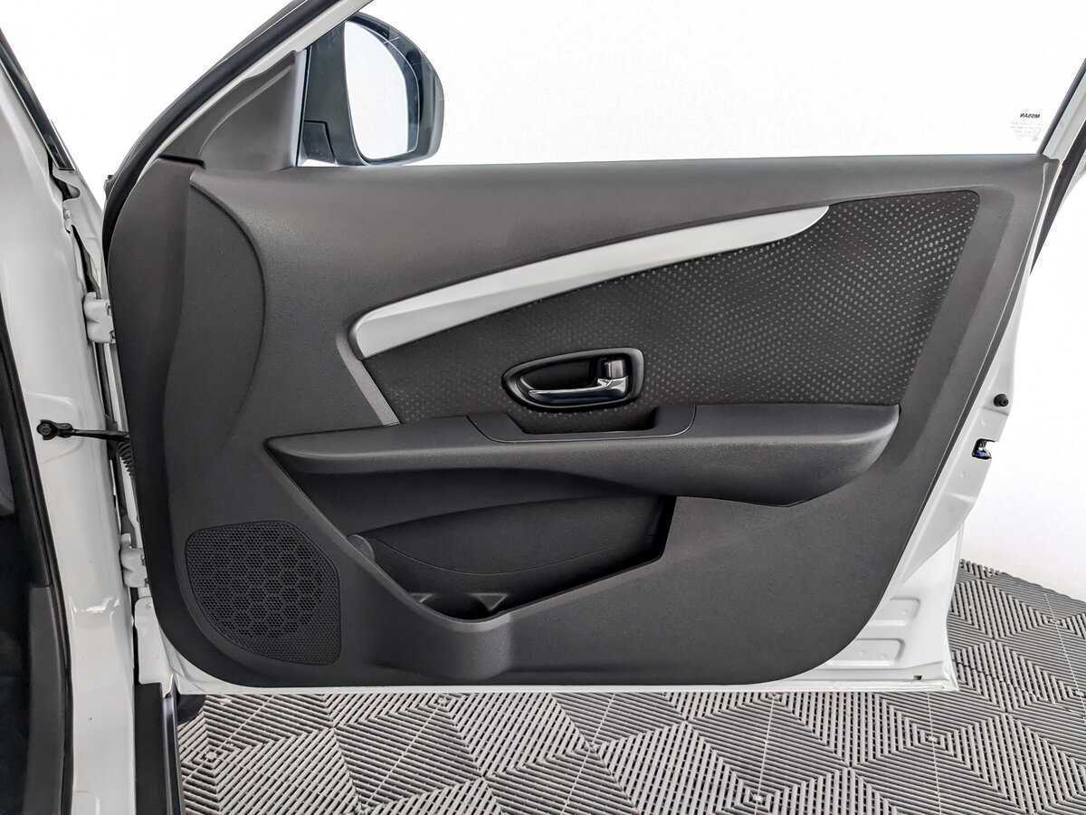 Nissan Almera с пробегом — 2015 год. Фото: #18