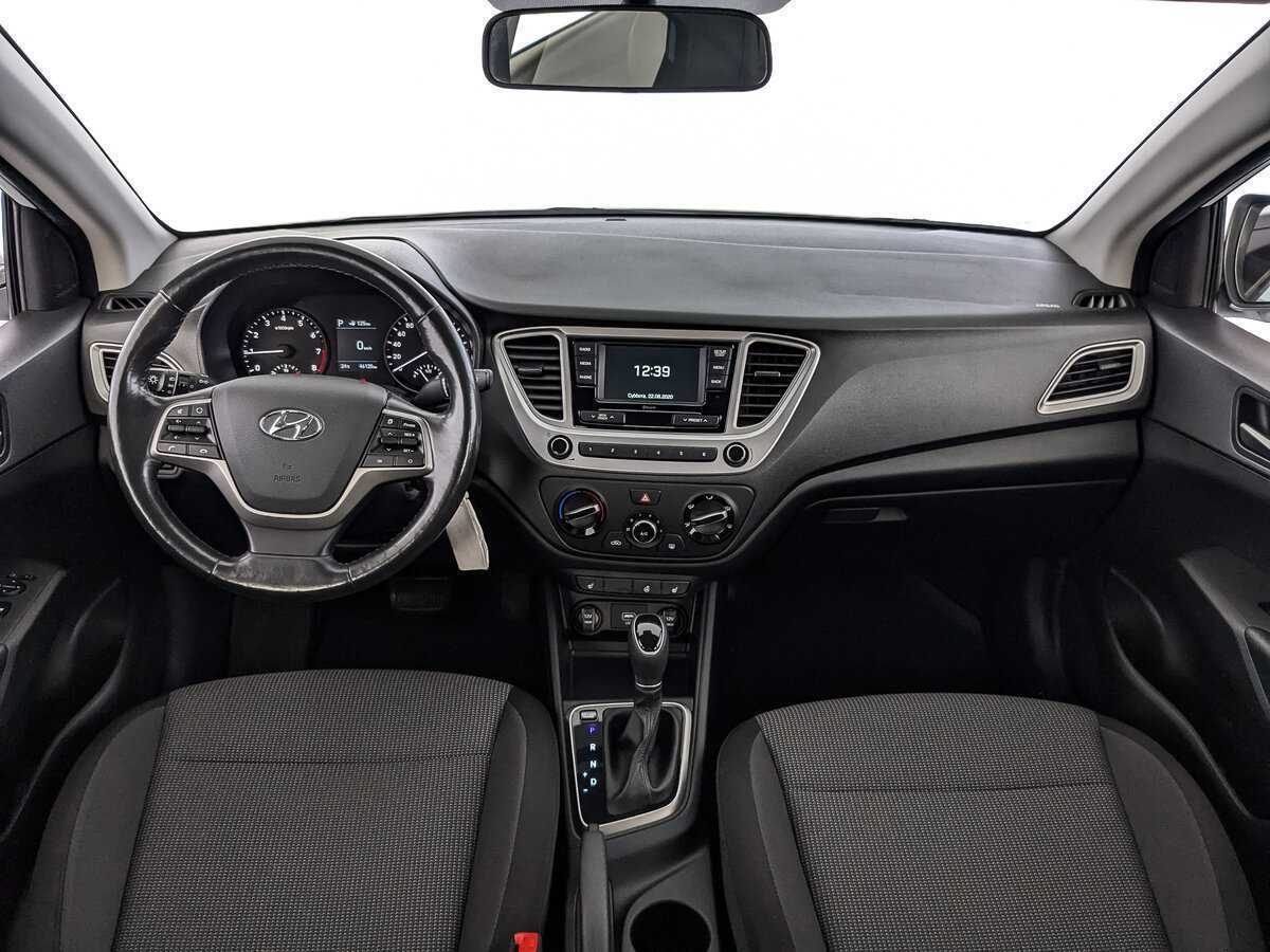 Hyundai Solaris с пробегом — 2019 год. Фото: #9