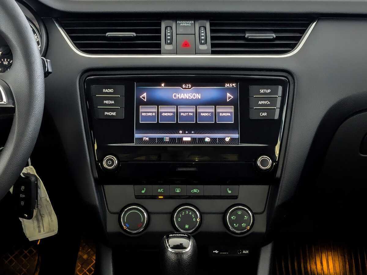 Skoda Octavia с пробегом — 2017 год. Фото: #12